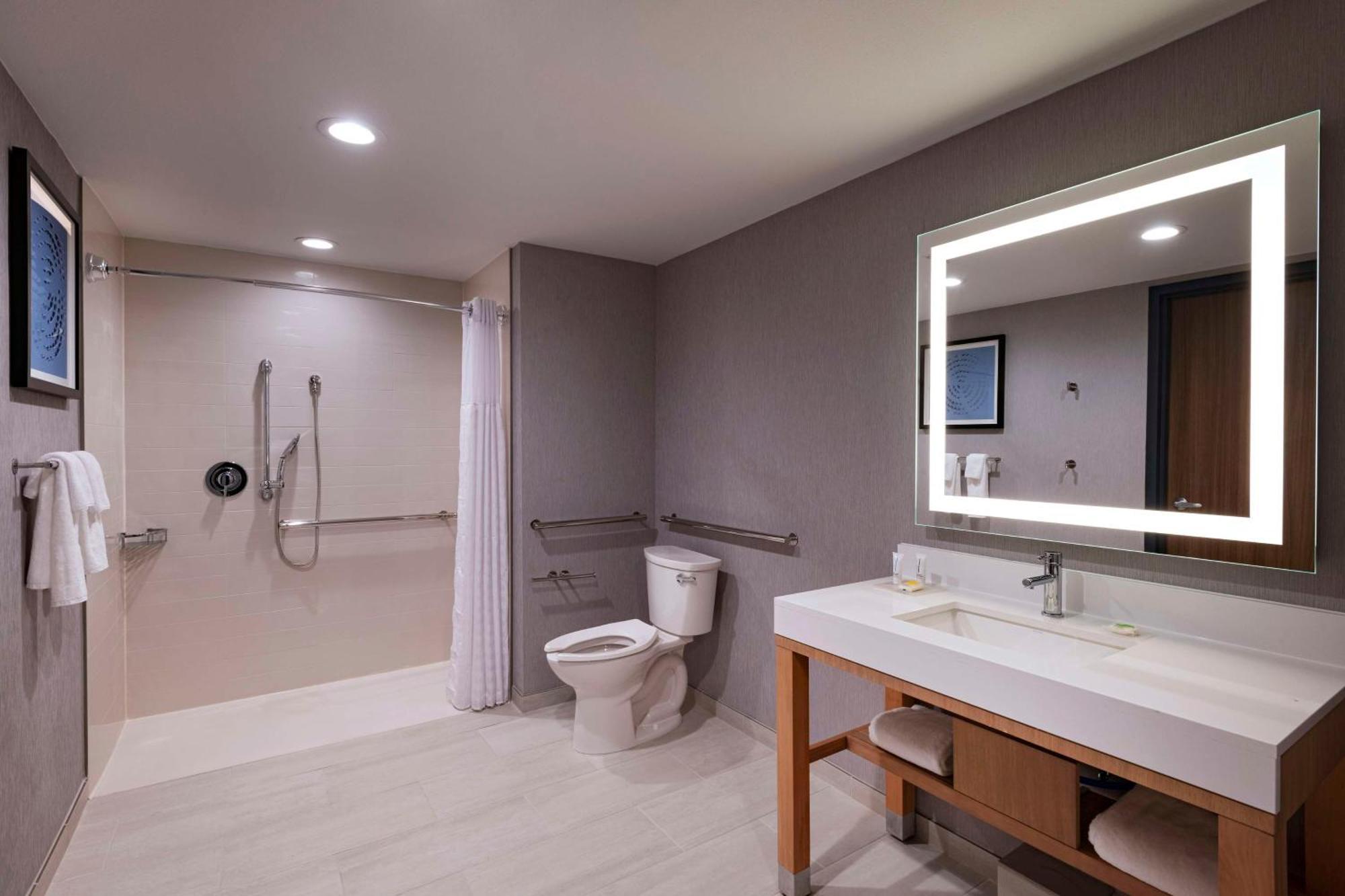 Hyatt Place Austin Lake Travis/Four Points Exterior photo