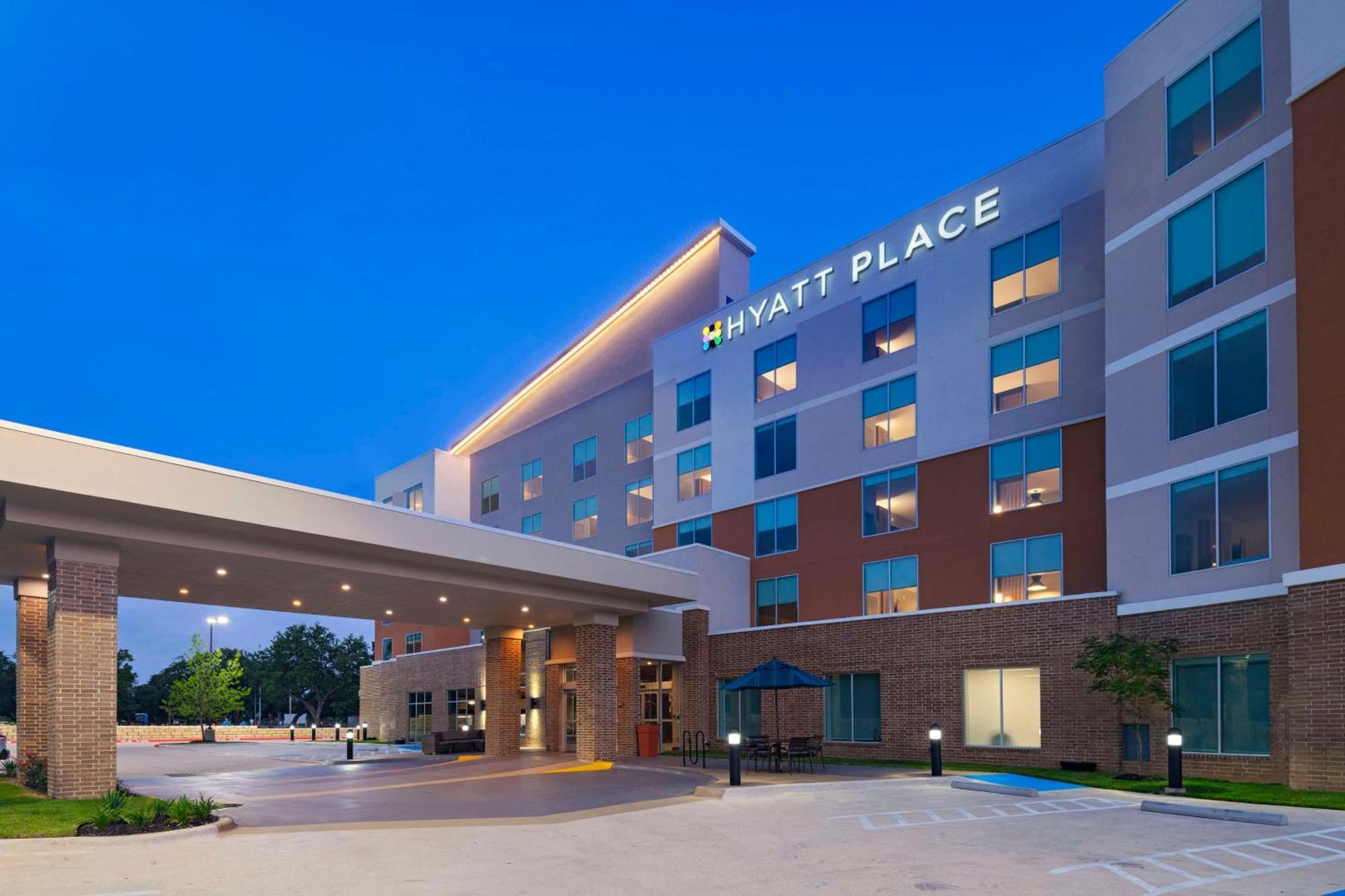Hyatt Place Austin Lake Travis/Four Points Exterior photo